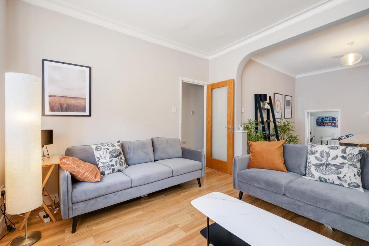 Luxury 3 Bedroom 2 Bathroom House, Fulham By 360Stays Лондон Екстер'єр фото