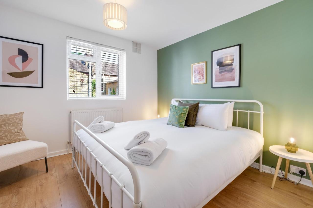 Luxury 3 Bedroom 2 Bathroom House, Fulham By 360Stays Лондон Екстер'єр фото