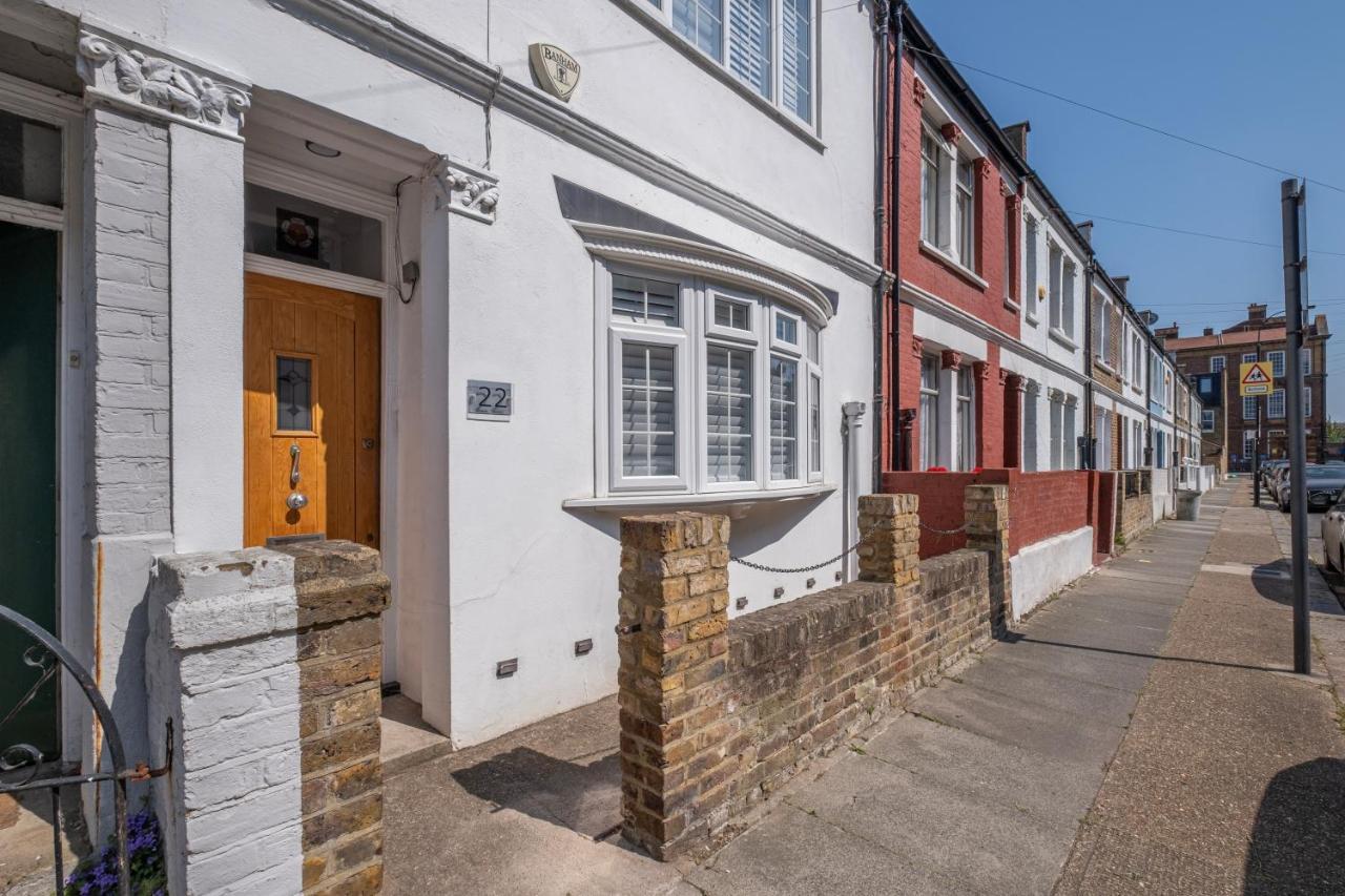 Luxury 3 Bedroom 2 Bathroom House, Fulham By 360Stays Лондон Екстер'єр фото