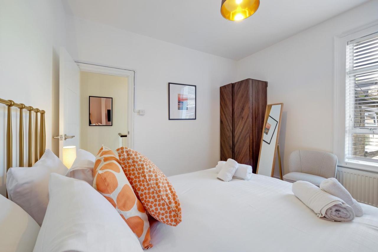 Luxury 3 Bedroom 2 Bathroom House, Fulham By 360Stays Лондон Екстер'єр фото