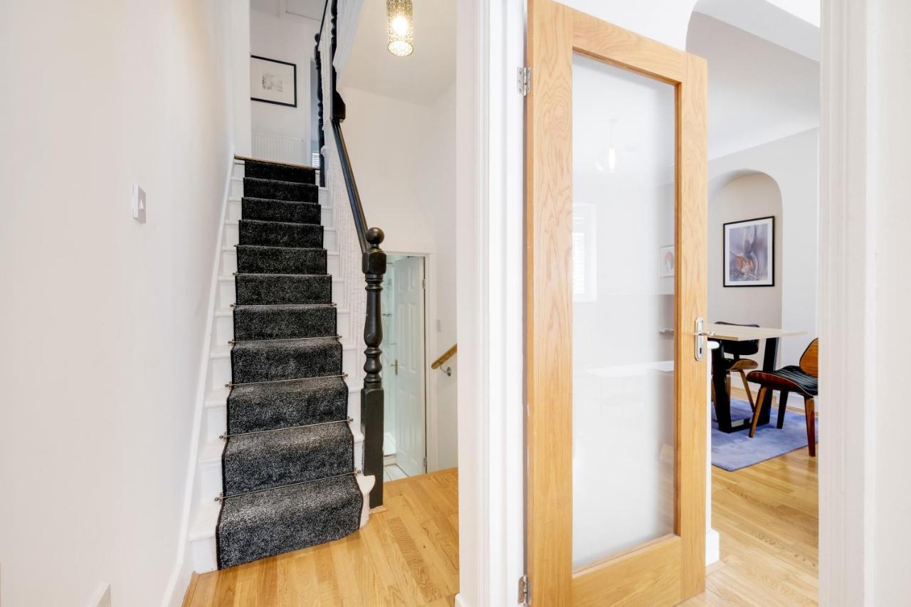 Luxury 3 Bedroom 2 Bathroom House, Fulham By 360Stays Лондон Екстер'єр фото